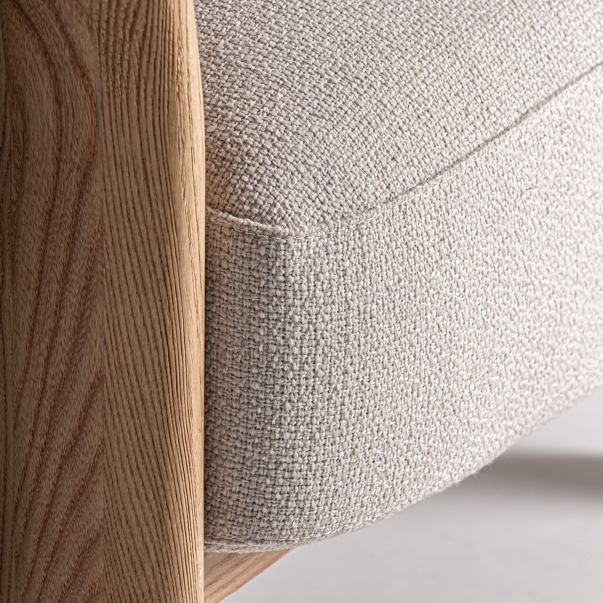 NARA ARMCHAIR